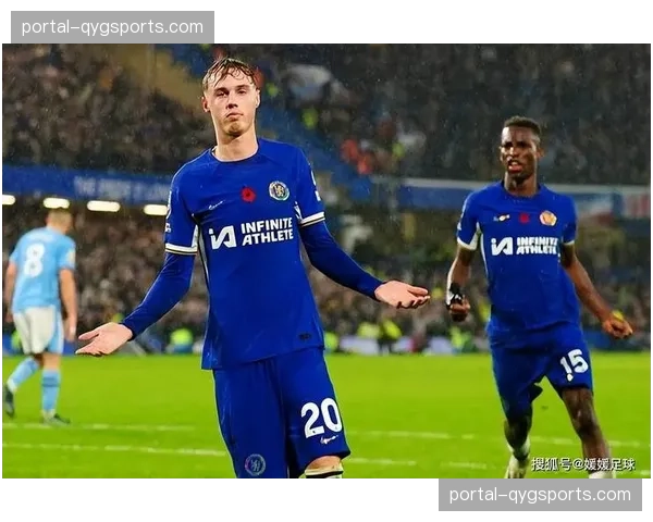 切尔西5-1大胜阿贾克斯，对手早早红牌少打一人蓝军狂攻得手